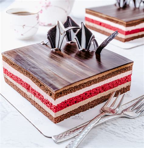 Cakes – Mio Amore Shop.